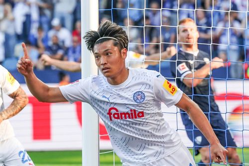 Dàn sao Nhật Bản tung hoành ở Bundesliga