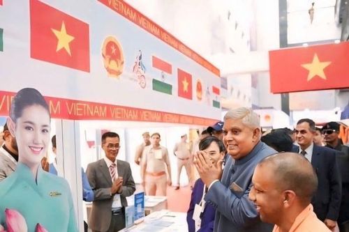 Đẩy mạnh hợp tác kinh tế, thương mại, du lịch với bang Uttar Pradesh Ấn Độ
