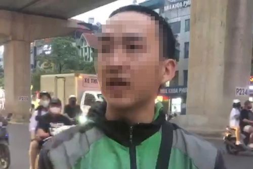 Kịp thời chặn giữ shipper đang trên đường vận chuyển bình 'khí cười' cho khách