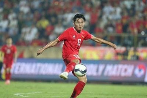 Giao hữu bóng đá Việt Nam - Ấn Độ: Bất phân thắng bại