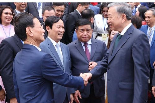 Cộng đồng doanh nghiệp đóng vai trò đặc biệt quan trọng trong kỷ nguyên vươn mình của dân tộc