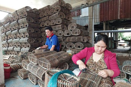 Làng nghề 'nương' theo con nước