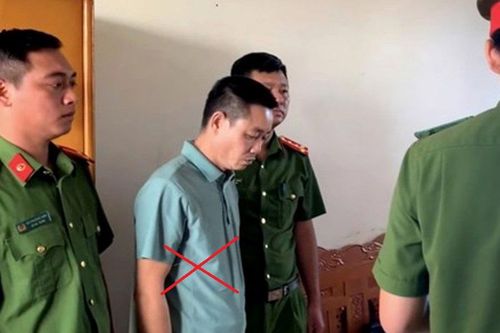 Hứa làm sổ đỏ cho dân, cán bộ địa chính xã chiếm đoạt hàng trăm triệu đồng