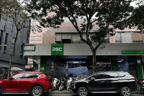 Chứng khoán DSC lãi kỷ lục trước thềm chuyển sàn HOSE