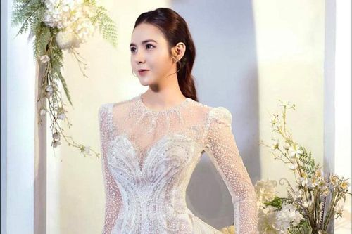 'Đứng ngồi không yên' trước nhan sắc tuyệt mĩ của hot girl Bình Dương