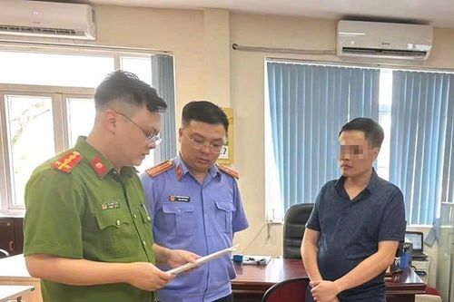 Trưởng phòng giao dịch một ngân hàng tham ô 80 tỷ đồng