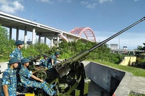 Huấn luyện giỏi ở Đại đội 172