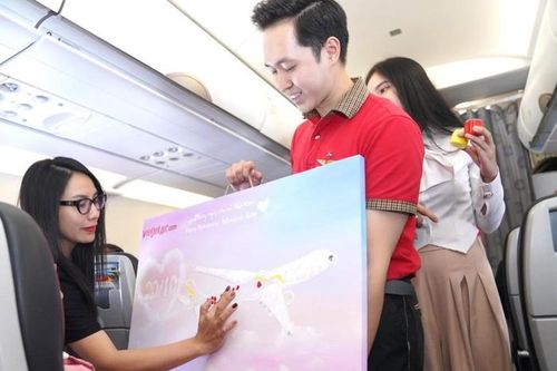 Cùng Vietjet tôn vinh một nửa xinh đẹp của thế giới nhân Ngày 20/10
