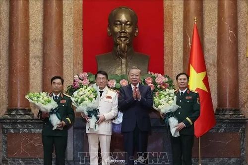 Nhân sự Trung ương: Quốc hội bầu Chủ tịch nước hôm nay; nhiều tướng lĩnh Công an, Quân đội được thăng cấp