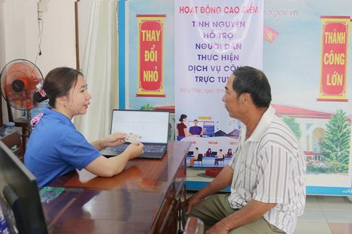 Góp phần đưa công nghệ số đến với người dân
