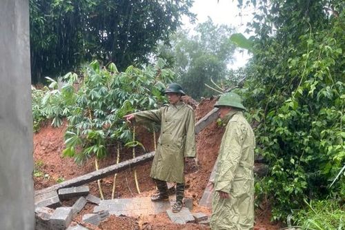 Quảng Bình hỗ trợ di dân khẩn cấp do ảnh hưởng thiên tai