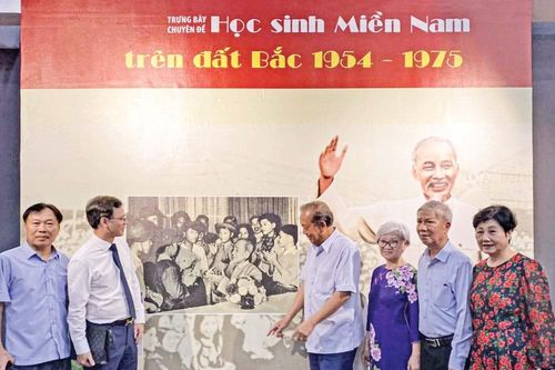 Những câu chuyện đời người chưa kể hết