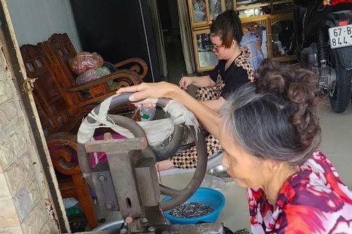 Giữ 'lửa' nghề lưỡi câu