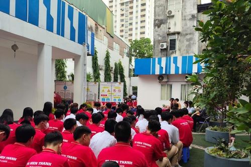 Hà Nội: Phụ huynh sốc vì trường tuyển sinh lớp 10 'chui'
