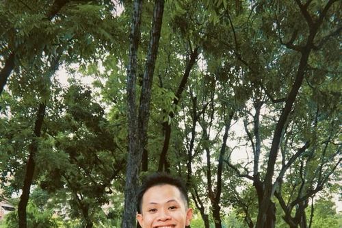 Nam sinh bày tỏ lòng tự tôn dân tộc bằng cách chinh phục loạt học bổng quốc tế