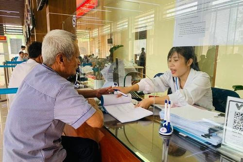 Đề xuất quy định tiêu chuẩn pháp chế viên