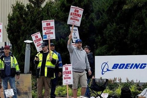 3 thống đốc bang Mỹ kêu gọi chấm dứt cuộc đình công tại Boeing