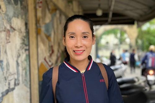 Nữ huấn luyện viên 14 năm liền gắn bó giải bóng đá học sinh