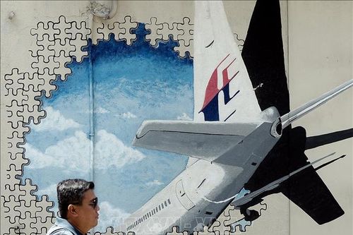 Malaysia khởi động lại việc tìm kiếm máy bay MH370