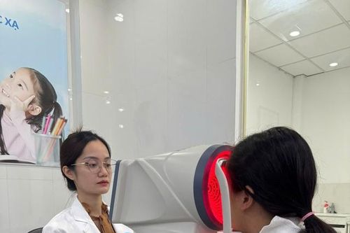Quản lý cận thị là gì, cha mẹ cần biết!