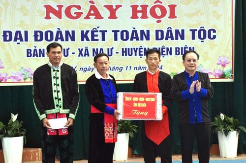 Na Ư tưng bừng Ngày hội Đại đoàn kết toàn dân tộc