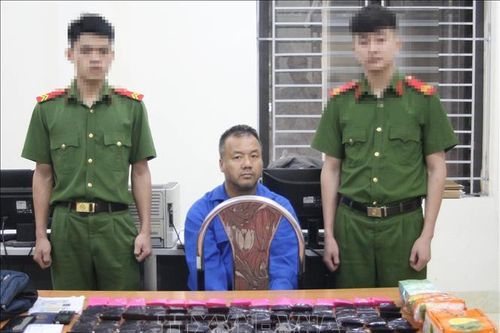Bắt đối tượng vận chuyển trái phép, thu giữ 6 kg ma túy