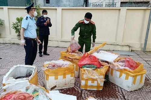 Đồng Nai: Tiêu hủy 4 tấn nội tạng hôi thối tại một cơ sở chế biến thực phẩm