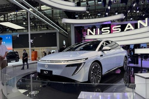 Nissan giới thiệu xe điện mới tại Trung Quốc, được tích hợp AI