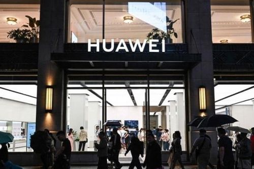 Huawei công bố thiết kế mới của Mate 70