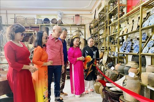 Bảo tàng của thầy giáo nghỉ hưu nhận bằng kỷ lục
