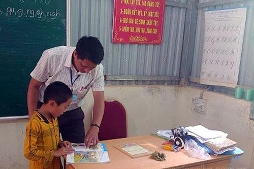 Gieo chữ ở Tìa Dình