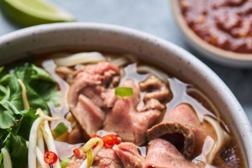 Phở bò Việt Nam nằm trong top 10 món súp ngon nhất thế giới