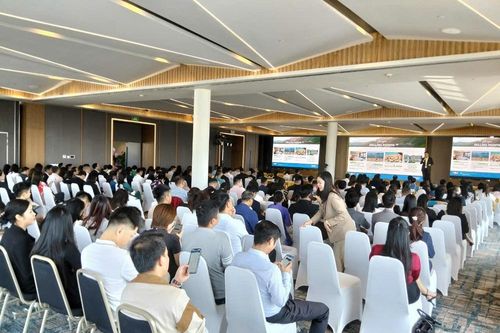 Quảng Ninh: Công bố hàng trăm gói kích cầu du lịch giảm giá sâu dịp cuối năm