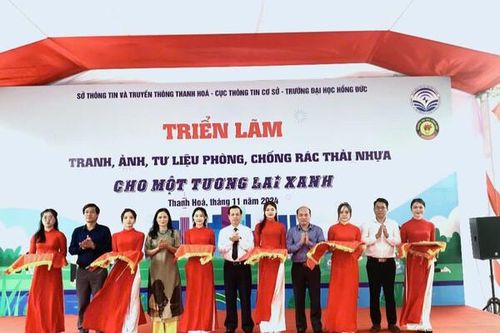 Triển lãm tranh, ảnh, tư liệu phòng, chống rác thải nhựa tại Thanh Hóa