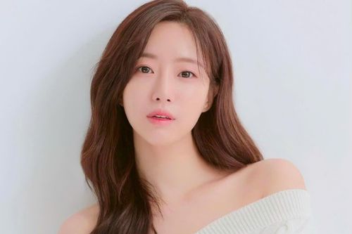 Thành viên T-ara tức tốc về Hàn Quốc để lo tang lễ cho mẹ