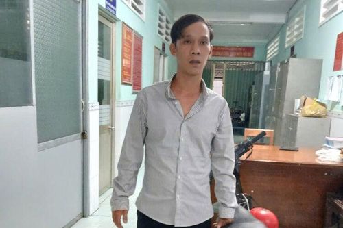 Mang theo ma túy, thuốc lắc gặp công an bỏ chạy