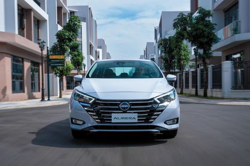 Nissan Almera phiên bản mới giá từ 489 triệu đồng có gì