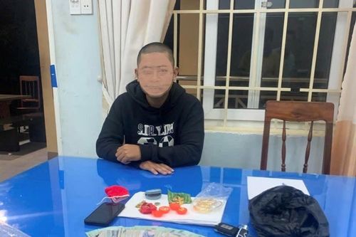 Trà trộn vào đám cưới để 'khoắng'