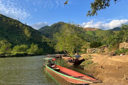 Mưu sinh trên lòng hồ Long Tạo