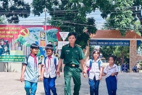 Tình thương và trách nhiệm của người lính Biên phòng