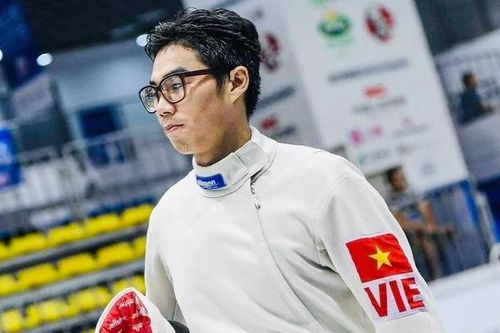 Tuyển đấu kiếm Việt Nam thắng tuyệt đối ở đồng đội ba cạnh nam