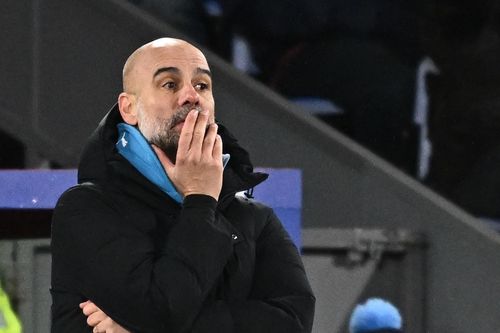 Manchester City quay về căn bản để cứu vãn tình hình