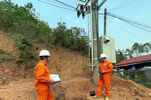 Điện về sáng bản vùng cao