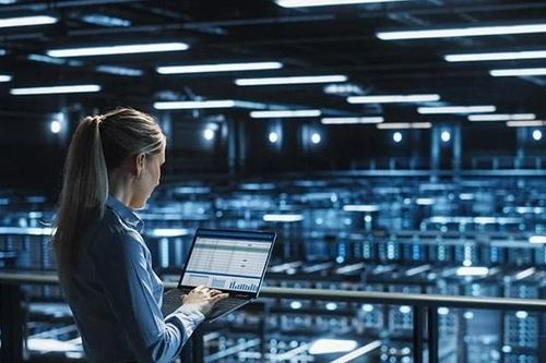 Schneider Electric công bố các giải pháp để giải quyết thách thức về năng lượng và phát triển bền vững do tác động của AI