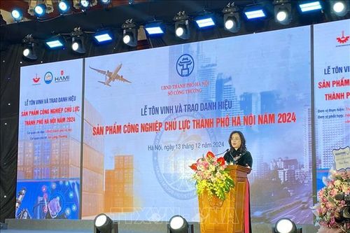 Hà Nội tôn vinh 36 sản phẩm công nghiệp chủ lực