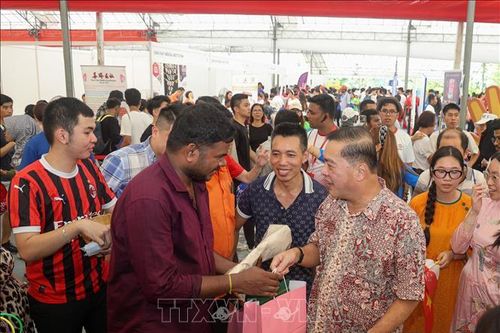 Khẳng định dấu ấn Việt Nam trong cộng đồng người nhập cư tại Singapore