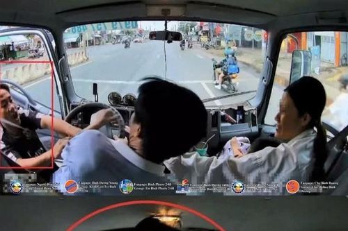 Giám đốc Công an Bình Phước chỉ đạo 'nóng' vụ tài xế xe bán tải hành hung tài xế xe tải