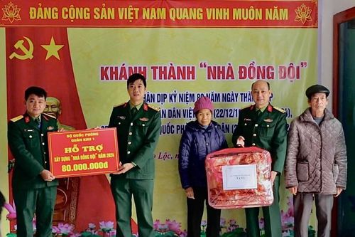 Cao Lộc: Bàn giao 'Nhà đồng đội' cho quân nhân có hoàn cảnh khó khăn