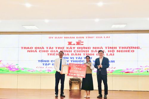 Vinachem trao tặng 15 căn nhà tình nghĩa cho huyện Chư Sê - Gia Lai