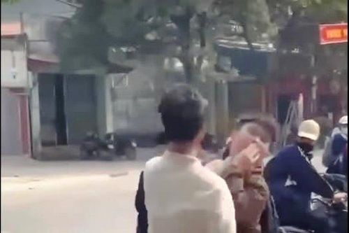 Công an vào cuộc điều tra vụ nam học sinh bị đánh